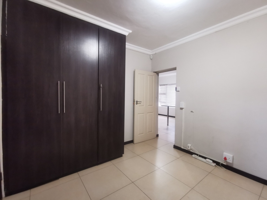 To Let 2 Bedroom Property for Rent in Bult South North West